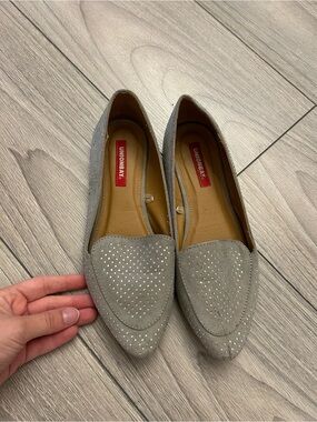 UNIONBAY Gray Suede Studded Pointed Loafers